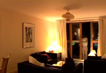 File:KM270-flat living room.jpg